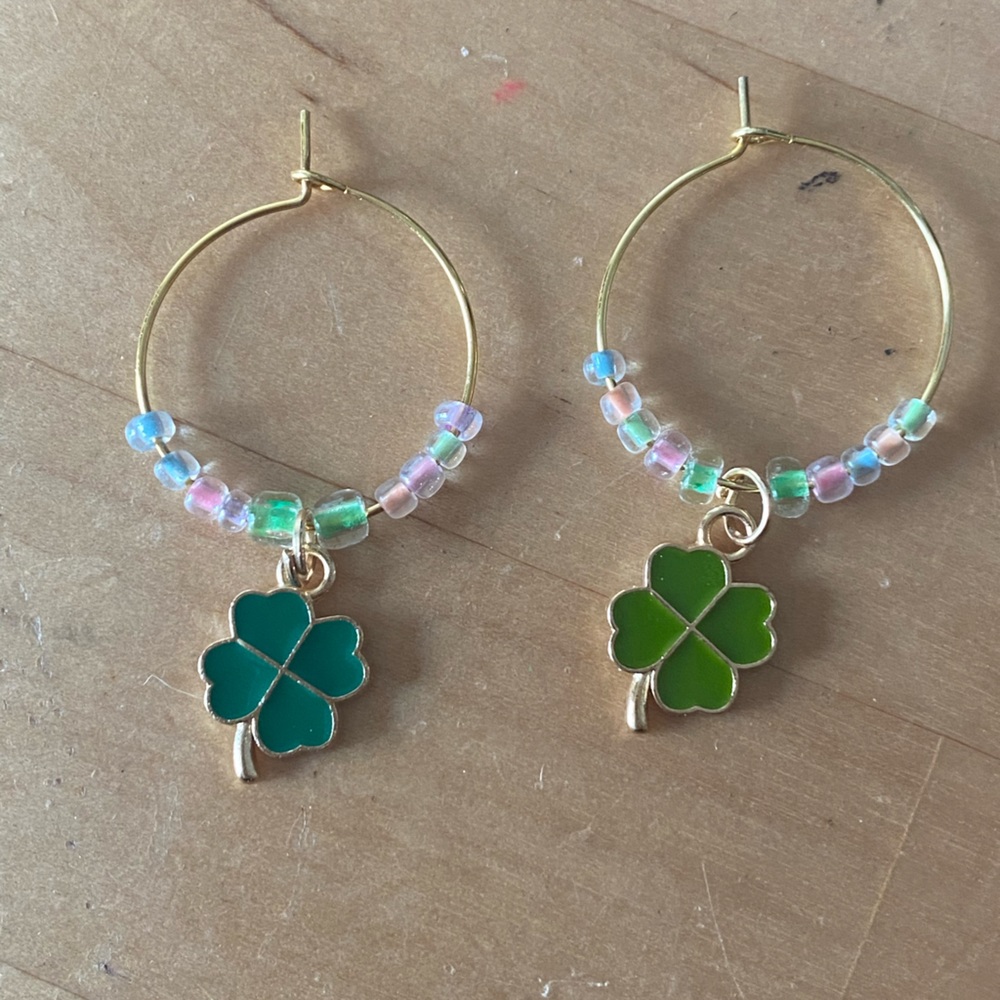 St. Patrick’s Day Lucky Charms inspired wine beverage marker charms.